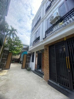 bán nhà phụng châu, chương mỹ - ô tô vào tận cửa . gần nhà văn hoá, chợ, uỷ ban