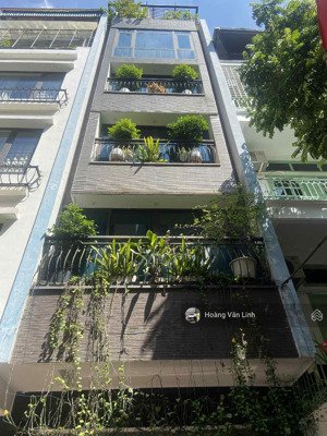 phân lô vip mạc thái tổ - 45m2, 5tầng - ô tô đỗ vỉa hè, dân trí cao, ở sướng.! giá 18.5 tỷ.