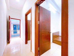 chính chủ bán nhà ngõ ôtô gần phố 249 hoàng quốc việt cầu giấy 65m 5t 25 tỷ