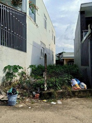 lô đất đẹp ngang 4 vuông vức ngay chợ tân vạn sổ hồng full thổ 1.6 tỷ/75m2