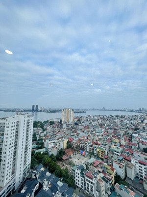 bán căn hộ 2pn 2wc 75m2 chung cư tại tây hồ residence, giá rẻ đầu tư,view hồ trọn hồ tây 