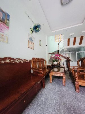 bán nhà 3tầng, 2 mặt hxt 10m, thạnh lộc37, 68m2. giá 6.3 tỷ tl