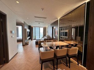 bán căn 3pn 86m2 view hồ skypark, tầng trung view đẹp. giá thỏa thuận. lh: 0911,717,886