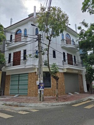 nhà lô góc 3 tầng mới , phường võ cường, 27 triệu