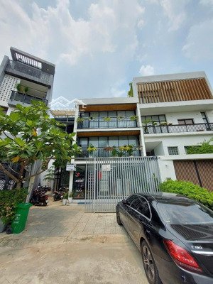 [cho thuê] nhà!!! trần não quận 2. (15x25m) 76triệu