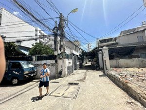 bán đất lô góc đối diện trường tiểu học vạn thắng - đường xe tải