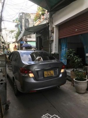 nhà 1/ thach lam. 38 m2 ( 5,2 x7,2 ) 5 tầng. , sát lộ. giá 6 , 5 tỷ 