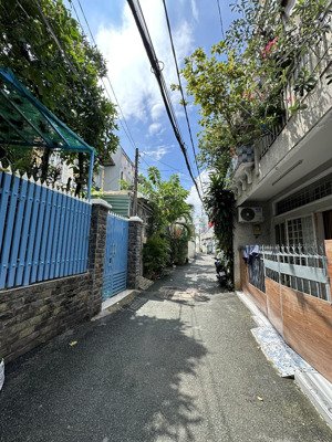 bán nhà 55,6m2 giá 5,3 tỷ phường bình trưng tp hcm.