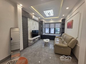 bán nhà mễ trì 5 tầng đẹp long lanh ô tô gần nhà giá chỉ 8 tỷ