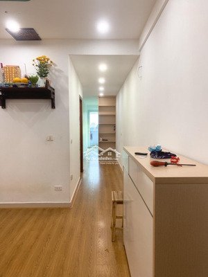 cho thuê căn hộ pn 60m2 toà 187 nguyễn lương bằng, đống đa, hà nội, view hồ, nội thất đầy đủ