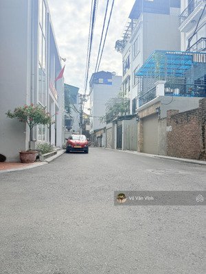 bán nhà đối diện aeon, cầu vĩnh tuy, ô tô tránh, 105m2, 3 tầng, mặt tiền 6.2m, giá nhỉnh 15 tỷ.