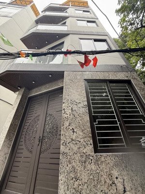 bán nhà phú mỹ lô góc 2 thoáng 5 tầng đẹp hiện đại giá chỉ 8,2 tỷ vị trí trung tâm