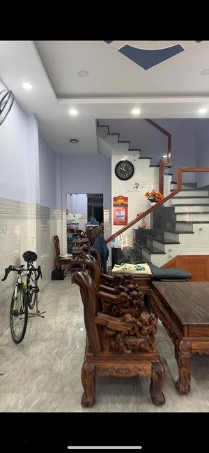 nhà đẹp hẻm xe hơi 8m thông tân sơn nhì gần ranh tân bình, vị trí không thể tốt hơn!