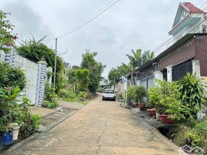 cần bán gấp lô đất 105,8m² ngay đ. bình mỹ, củ chi. đường xe hơi, shr, xây dựng tự do giá chỉ 1,5tỷ