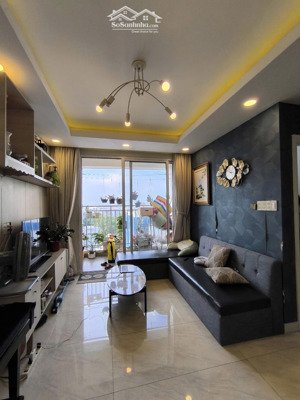 bán căn hộ 73m2 thiết kế 2pn 1wc giá 5.3 tỷ nhận nhà ở ngay gần sân bay. giá tốt nhất hiện tại