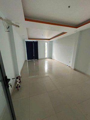 số 1 thị trường! hẻm sang đường nguyễn gia trí, p25 - có thang máy - 4x23m - 3 tầngst - giá 21,5 tỷ