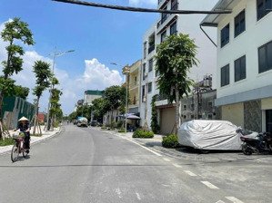 đừng vội mua nhà long biên nếu chưa xem căn bđs này 38m2, phân lô quân đội, oto vào nhà