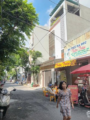 bán nhà mai lão bạng 152m² 1 tầng - 29 tỷ - nở hậu phong thủy