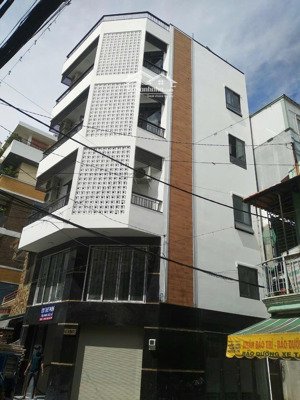 góc 2 mt nghĩa phát p6 tân bình - dt 6,3x10m - 6 tầng (có thang máy), hđt 50tr/tháng - giá 1x tỷ