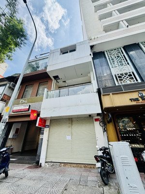 cho thuê nhà - 39 đông du, bến nghé, quận 1 - 4x20m (trệt 2 lầu)