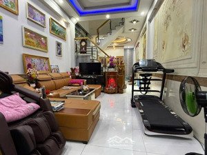 nhà ở ngay, 2 lầu 73m2 ( 4x18) hoàn công,hẻm oto, tân đông hiệp dĩ an, nhỉn 5 đồng tl