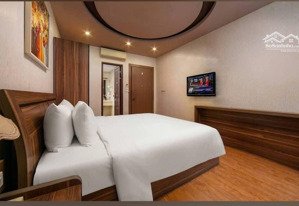 siêu phẩm khách sạn lô góc 3 mặt thoáng trung tâm cầu giấy dòng tiền 150tr/tháng