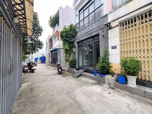 hiếm!! chỉ 3.7 tỷ hẻm xe hơi thông ngay hẻm 92 vườn lài