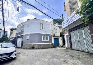 ngay linh trung hoàng diệu 2 - hẻm xe hơi - nhà 2 tầng - nhỉnh 4 tỷ