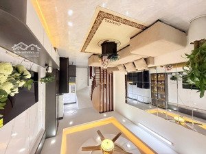 nhà đẹp ở luôn - 30m ra ô tô - tiện ích ngập tràn - full nội thất xịn sò - ngõ thông thoáng