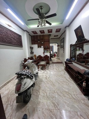 bán nhà phố trịnh đình cửu phân lô quân đội, ngõ ô tô, 10m ra phố, dt 50m2. giá 14.5 tỷ.