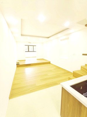 tập thể duplex kim liên - lương đình của, 3 ngủ, 2wc, sân chơi cực rộng thoáng sáng, ở ngay.