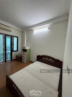 cho thuê nguyên căn nhà bồ đề- gần hồ - phố hồng tiến- bv tâm anh - cầu chương dương 3pn giá 9 tr