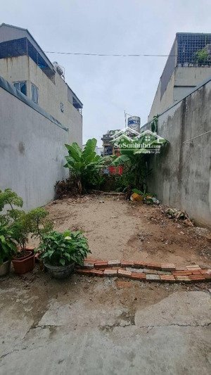 ngõ nông - hình thửa đẹp - khu vực đang phát triển hàng ngày - hiếm