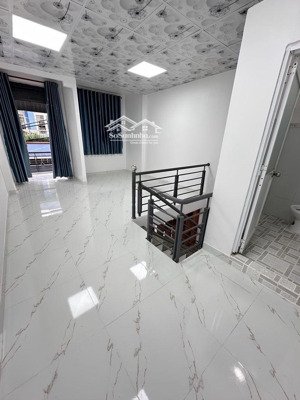 bán nhà mặt tiền đường p.bình hưng hòa, quận bình tân ngang 4 dài 20, giá 9.1 tỷ, không quy hoạch.