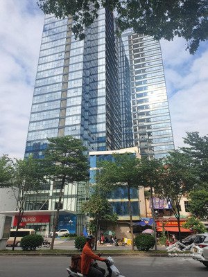 ra hàng căn mẫu đầy đủ nội thất 2pn 2vs, tòa ninety 90 láng, nhận nhà ở ngay. lh: 