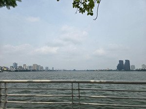 bán gấp nhà chính chủ phố trích sài - võng thị ven hồ tây 48m2, 5 tầng, view hồ ô ô 5m, giá rẻ nhất