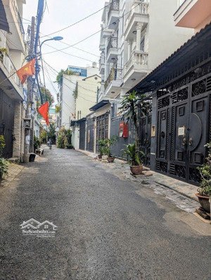 bán nhà chính chủ hẻm xe hơi thông đường số 21 quang trung, phường 8, dt 4x15m, 4 tầng