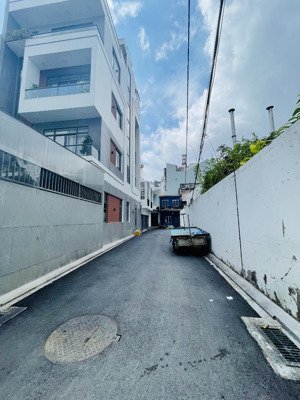 ngang 8x20m - hẻm lê trọng tấn gần đh công thương - chỉ 12t3 - vừa dòng tiền vừa xây biệt thự