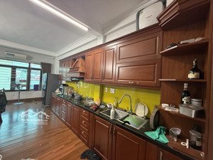 bán nhà phân lô 5 tầng thang máy ô tô tránh vỉa hè 2 bên thanh trì