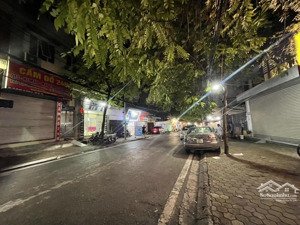 bán nhà siêu hiếm xuân la phân lô - thang máy - gara ô tô - ô tô tránh