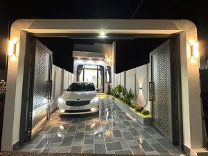 siêu rộng - nhà hxh huyện lộ 93, trung an, mỹ tho. dt: 4x30m có 3pn 2wc. giá: 1,72 tỷ tlcc