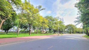 bán khuôn đất 405m2 full thổ giá chỉ 98 tr/m2 tốt nhất thảo điền quận 2, vuông không lỗi phong thủy