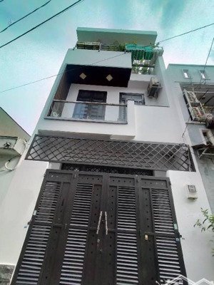 lê văn quới, nhà 3 tầng, dt 4.5x12, sổ vuông, giá 5.001 tỷ, bình tân