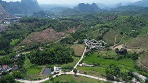 7,3ha đất nghỉ dưỡng hoà bình sổ đỏ thổ cư cách trung tâm hà nội 50p lái xe chưa đến 500k/m2