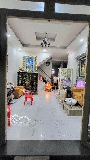 nhà sát mặt tiền đường số cao lỗ quận 8 nhỉnh 6tỷ