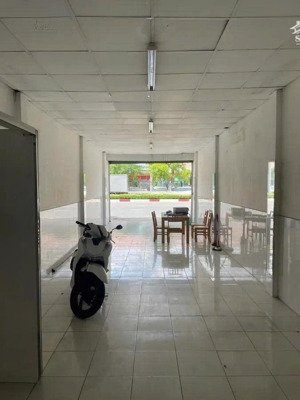 bán nhà cộng hòa 71m2 2 tầng - 33.5 tỷ - mặt tiền kinh doanh