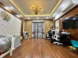 víp đội cấn - mặt ngõ thông - sát phố ô tô ngủ trong nhà - 50m2 5 tầng - mt 4,6m ô chờ thang máy