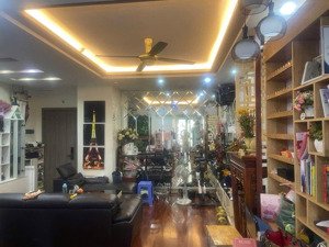 bán chung cư new horizon 87 lĩnh nam dt: 80m2,2pn, 2vs, full nội thất lh 