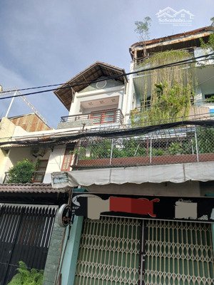 nhà đường bàu bàng phường 13 tân bình 162m2,giá chỉ 22 tỷ.