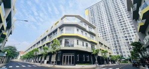 bán nhà phố 240m² khu đô thị hiện hữu, 5 phút tới metro, đường 13m, có tttm